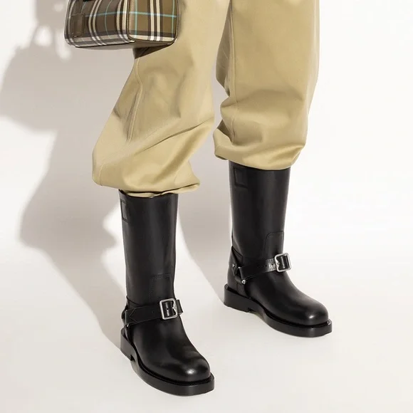 Burberry Black Saddle Low Leather Boots - Picture 2 of 10